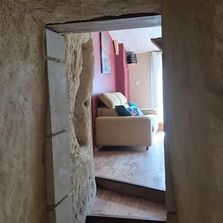 Maison Semi-troglodyte